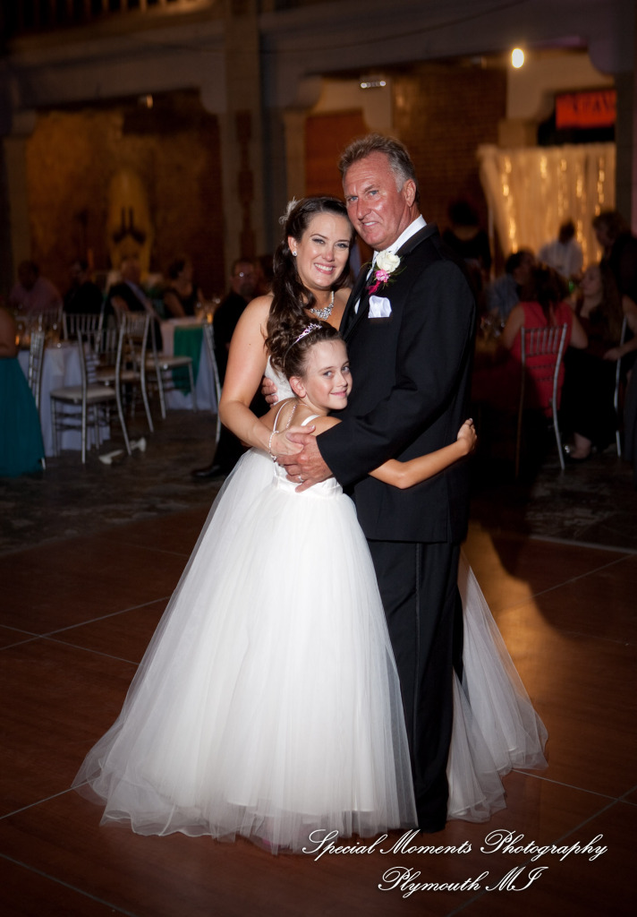 Candace & Paul at Toledo Zoo Toledo OH wedding photography