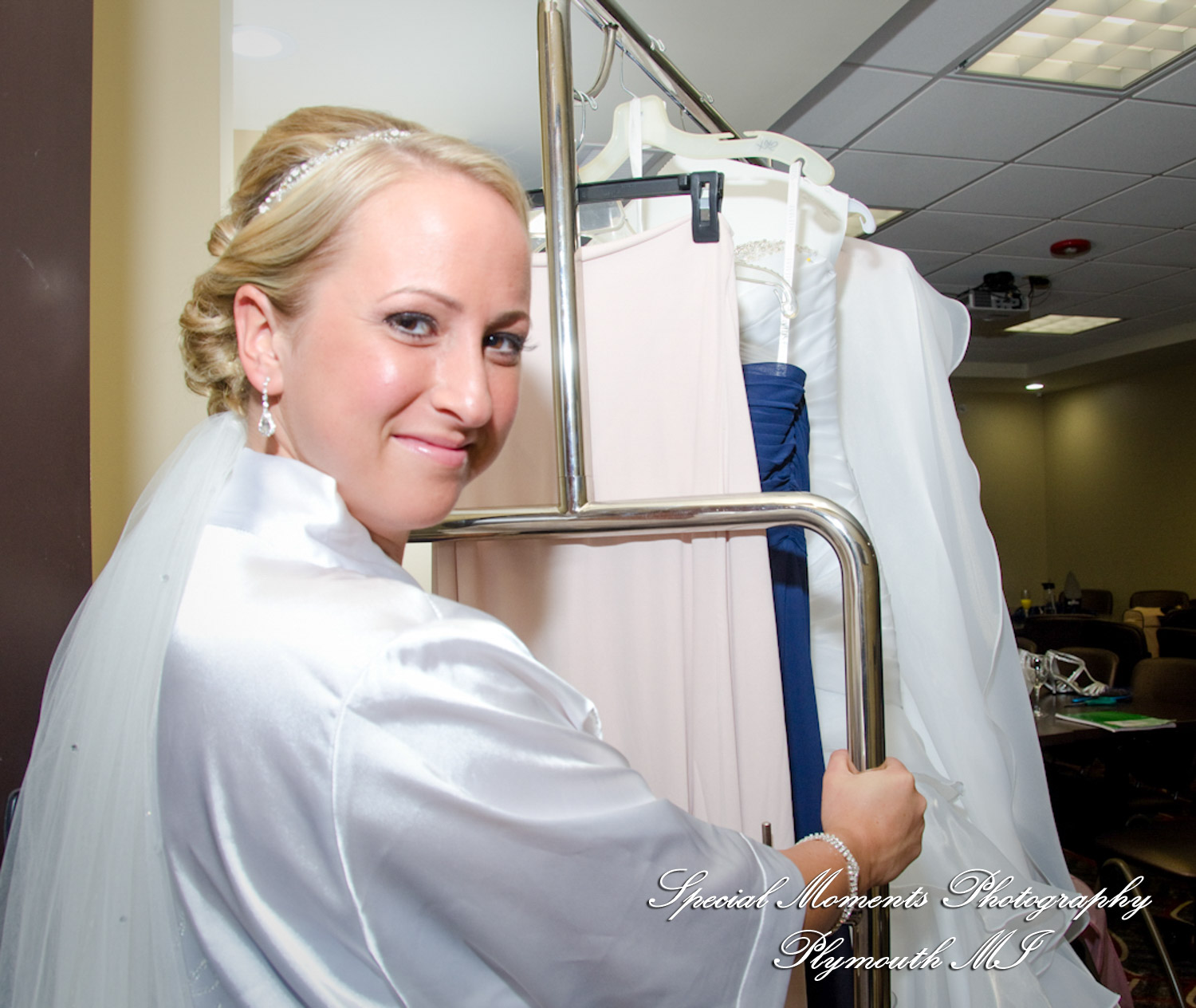 Rachael & Christopher at Warren Valley Golf Club Dearborn Heights MI wedding photography