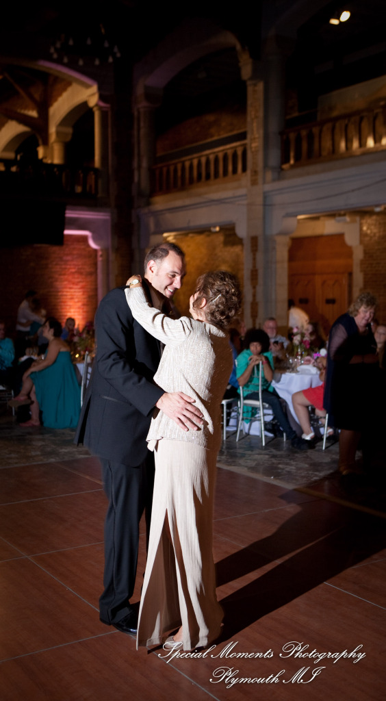 Candace & Paul at Toledo Zoo Toledo OH wedding photography