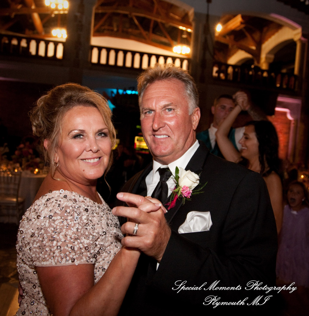 Candace & Paul at Toledo Zoo Toledo OH wedding photography