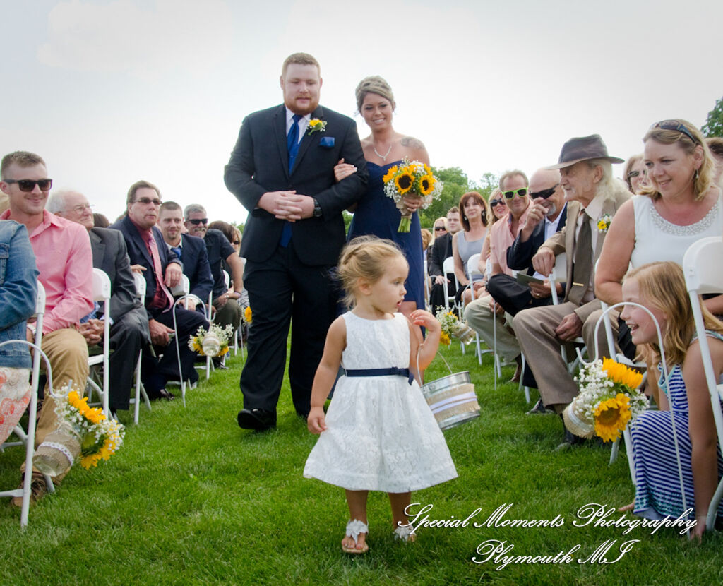 Rachael & Christopher at Warren Valley Golf Club Dearborn Heights MI wedding photography