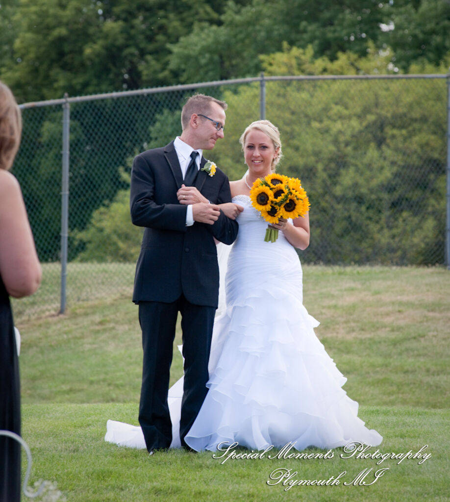 Rachael & Christopher at Warren Valley Golf Club Dearborn Heights MI wedding photography