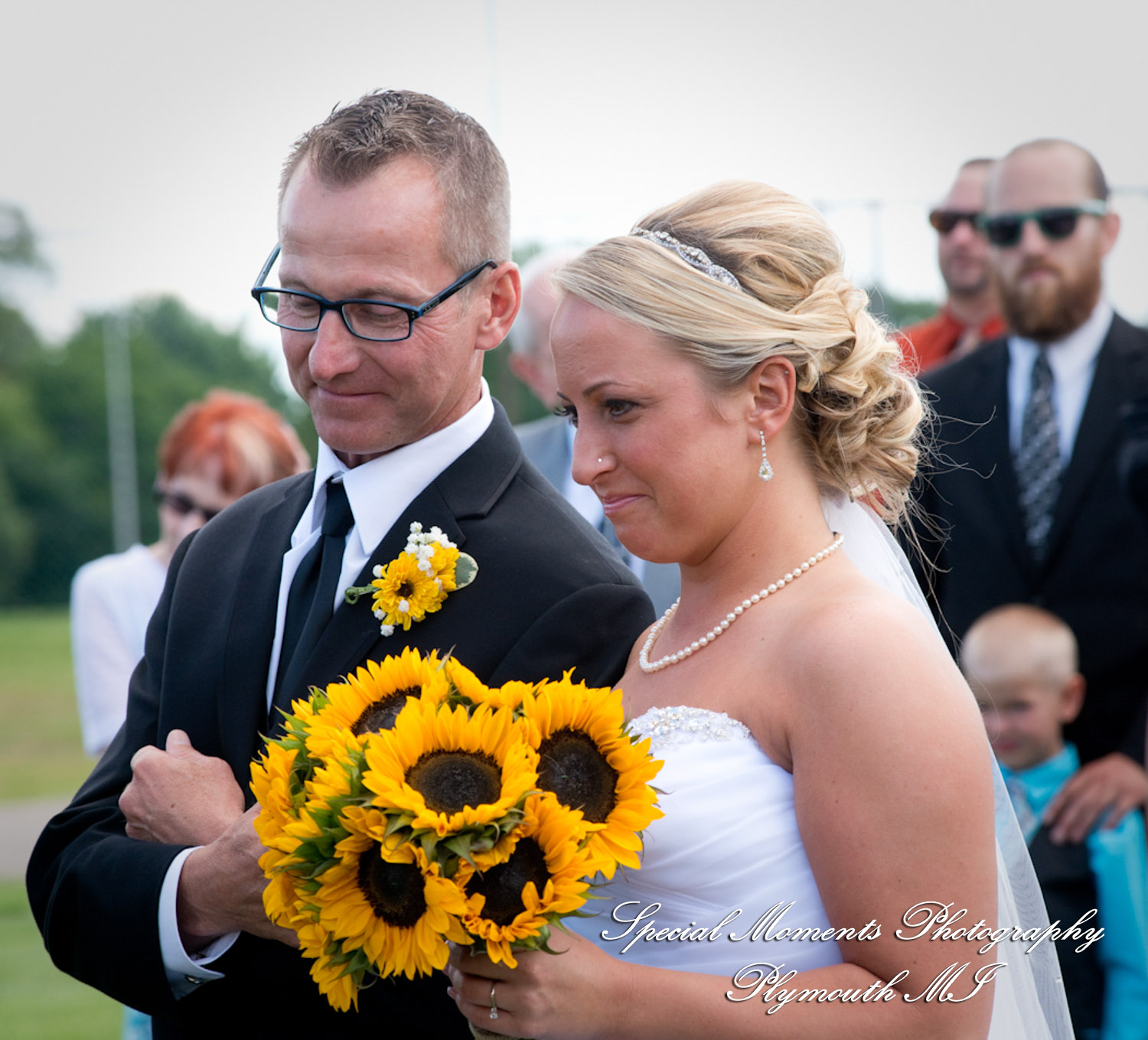Rachael & Christopher at Warren Valley Golf Club Dearborn Heights MI wedding photography
