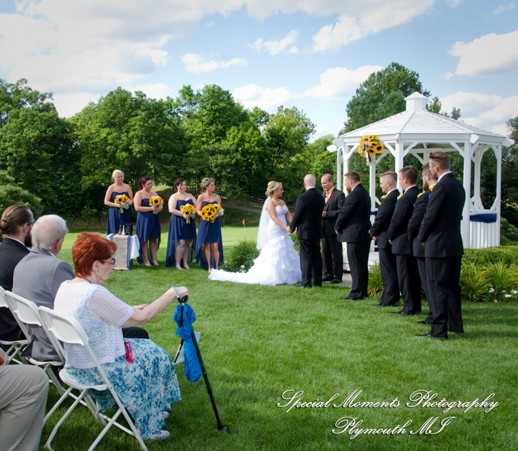 Rachael & Christopher at Warren Valley Golf Club Dearborn Heights MI wedding photography
