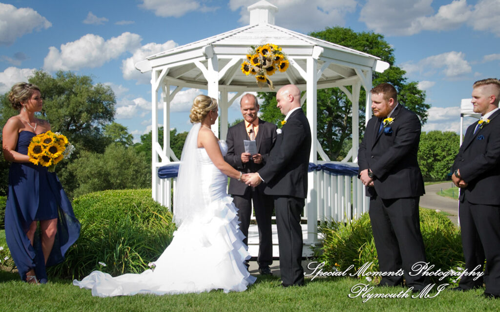 Rachael & Christopher at Warren Valley Golf Club Dearborn Heights MI wedding photography