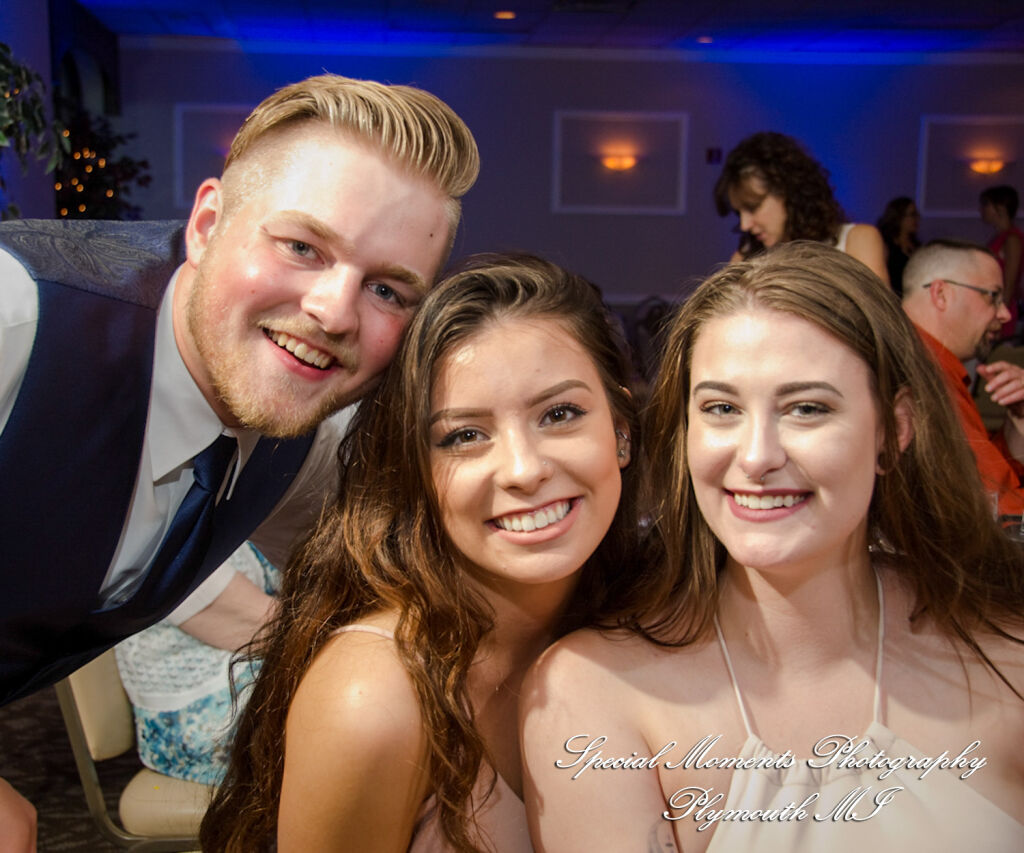Rachael & Christopher at Warren Valley Golf Club Dearborn Heights MI wedding photography