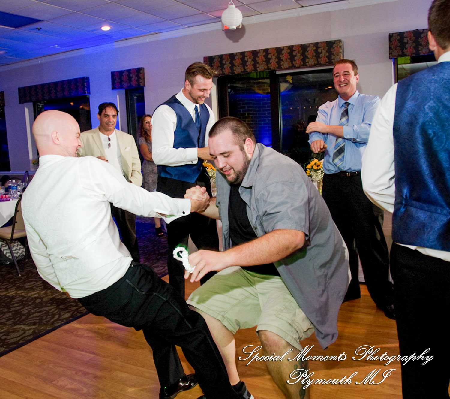 Rachael & Christopher at Warren Valley Golf Club Dearborn Heights MI wedding photography