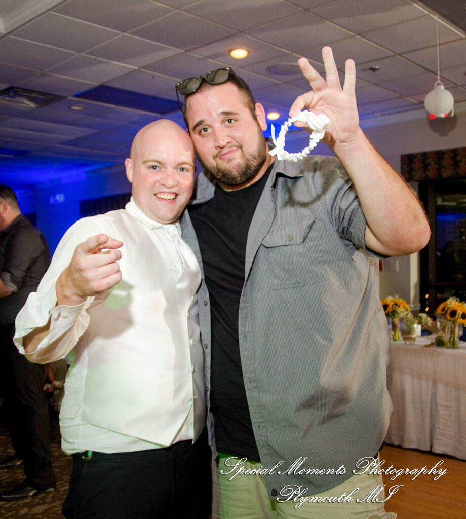 Rachael & Christopher at Warren Valley Golf Club Dearborn Heights MI wedding photography