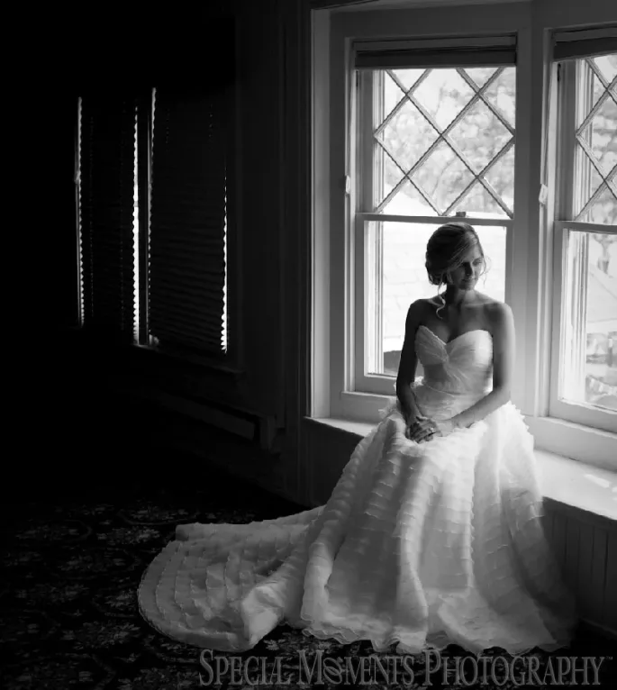 Toledo Country Club Toledo OH wedding photograph