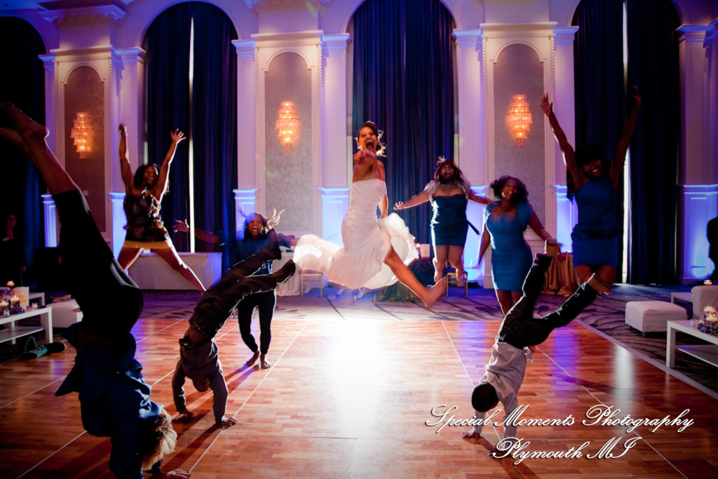 5 Star - Candice & Brian at Westin Book Cadillac Detroit MI wedding photography