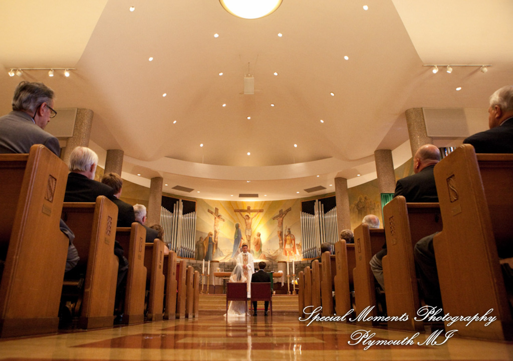 David & Cathy at St. Clare of Montefalco Grosse Pointe Park MI wedding photography