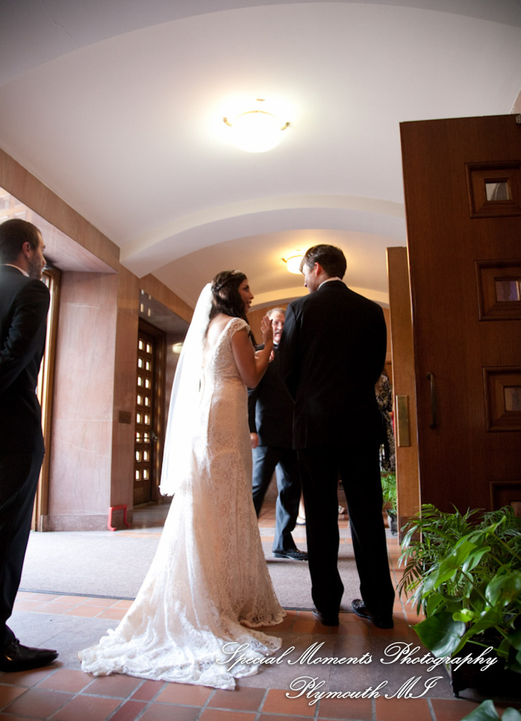 David & Cathy at St. Clare of Montefalco Grosse Pointe Park MI wedding photography