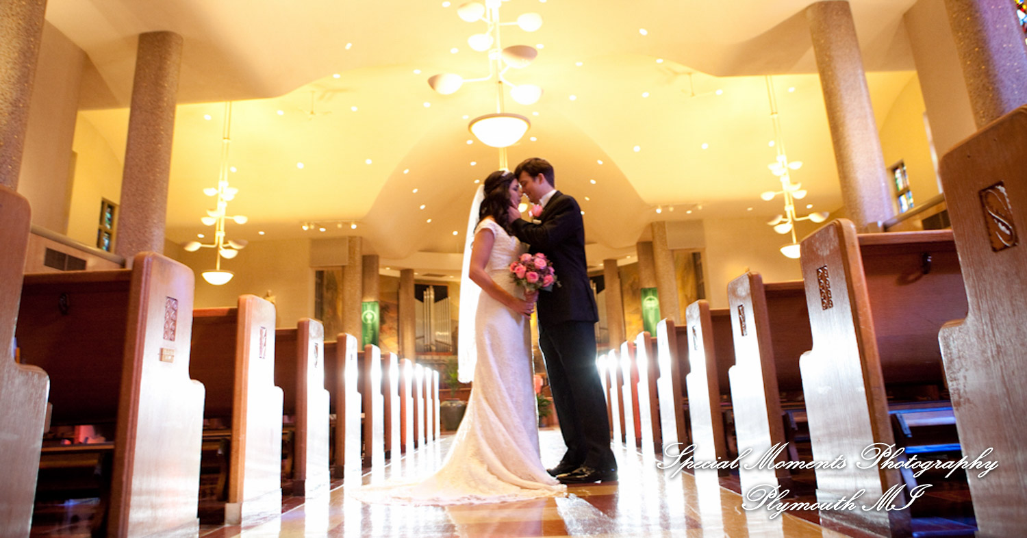 David & Cathy at St. Clare of Montefalco Grosse Pointe Park MI wedding photography