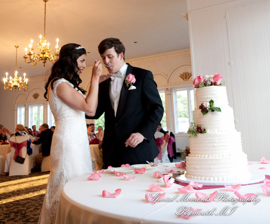 David & Cathy at Blossom Heath Inn St. Clair Shores MI wedding photography