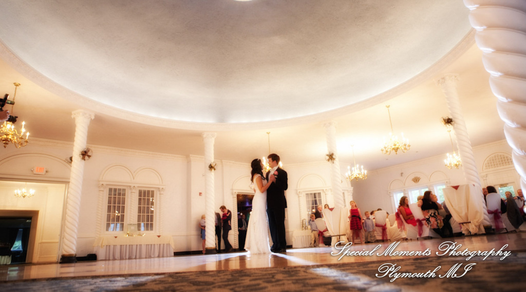 David & Cathy at Blossom Heath Inn St. Clair Shores MI wedding photography