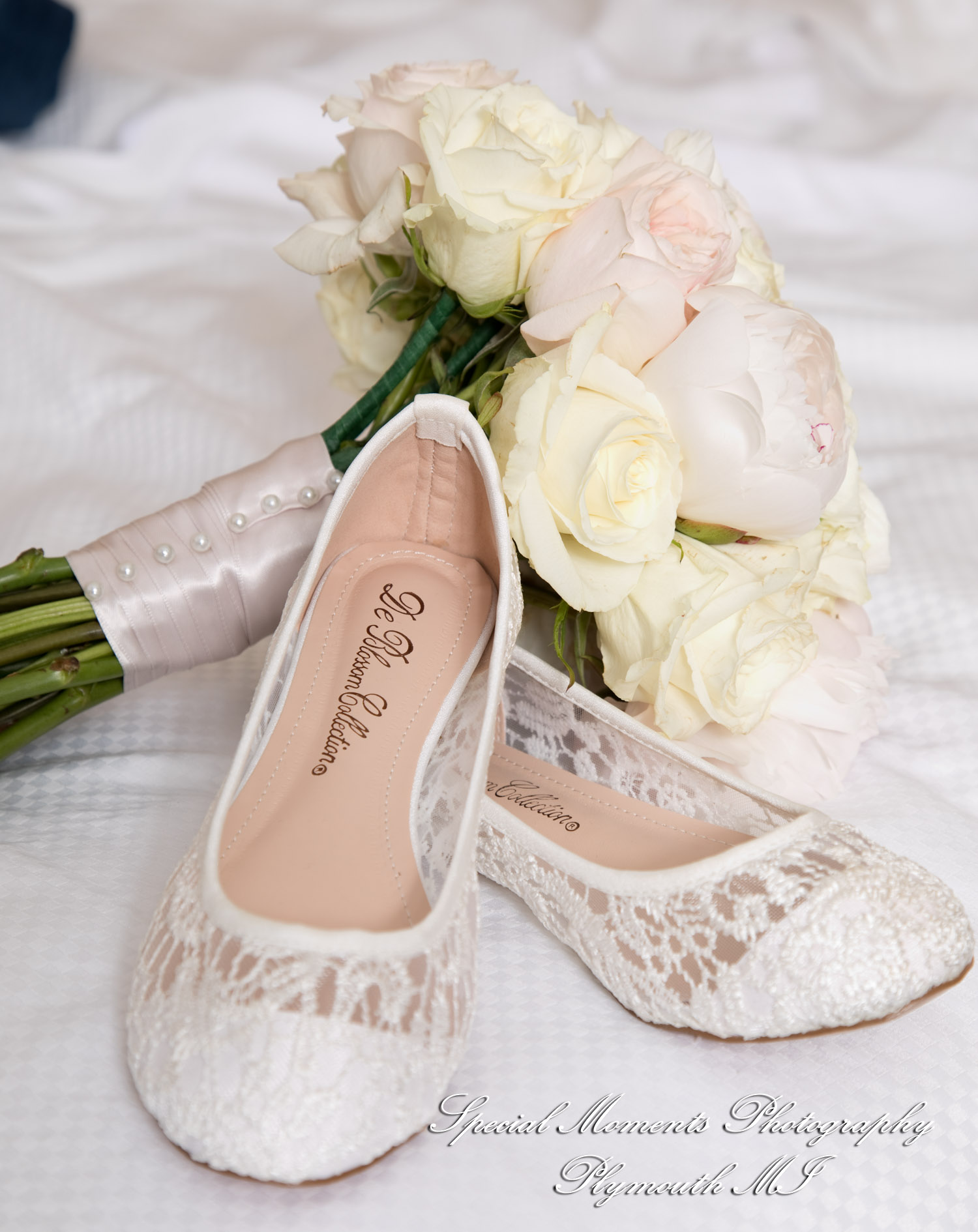 Marie & Steven at Warwick Hills Country Club Grand Blanc MI wedding photography