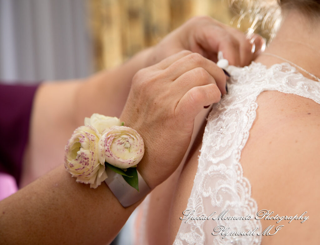 Marie & Steven at Warwick Hills Country Club Grand Blanc MI wedding photography