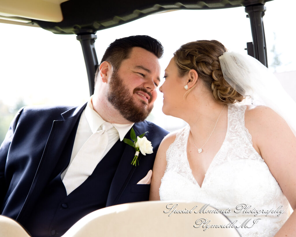 Marie & Steven at Warwick Hills Country Club Grand Blanc MI wedding photography