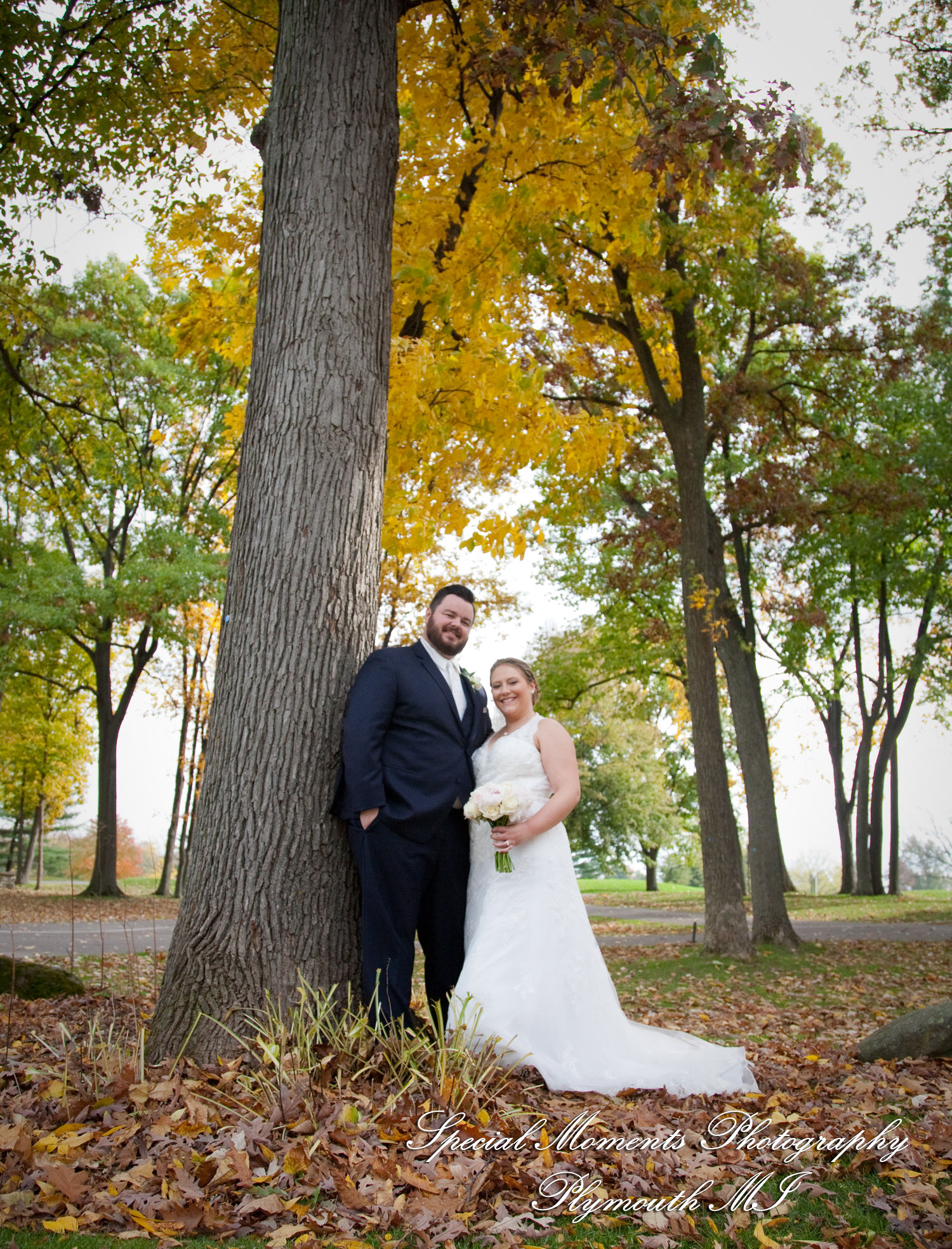 Marie & Steven at Warwick Hills Country Club Grand Blanc MI wedding photography
