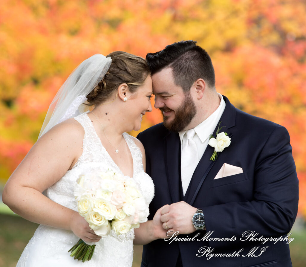 Marie & Steven at Warwick Hills Country Club Grand Blanc MI wedding photography