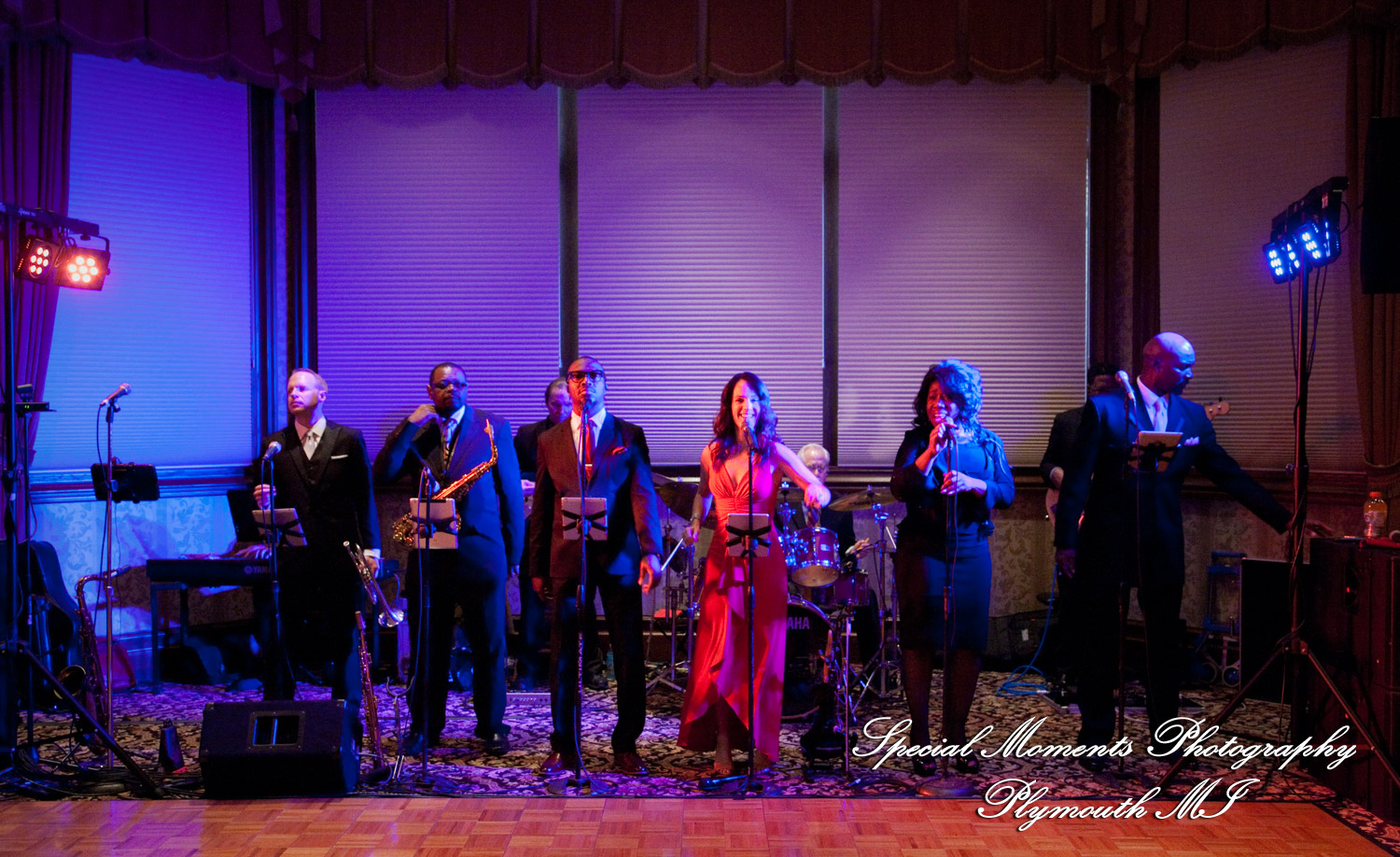 Marie & Steven at Warwick Hills Country Club Grand Blanc MI wedding photography
