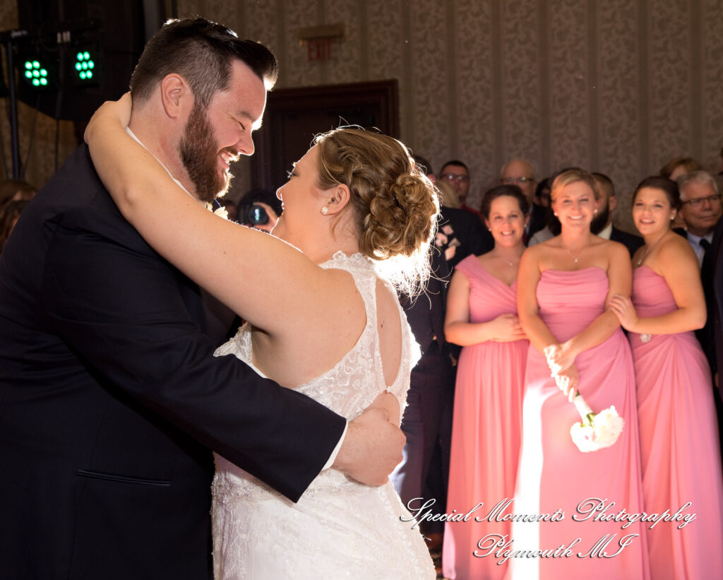 Marie & Steven at Warwick Hills Country Club Grand Blanc MI wedding photography