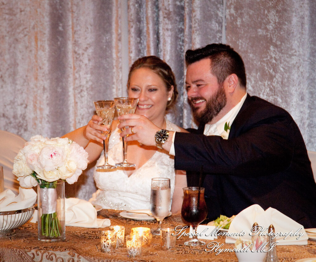 Marie & Steven at Warwick Hills Country Club Grand Blanc MI wedding photography