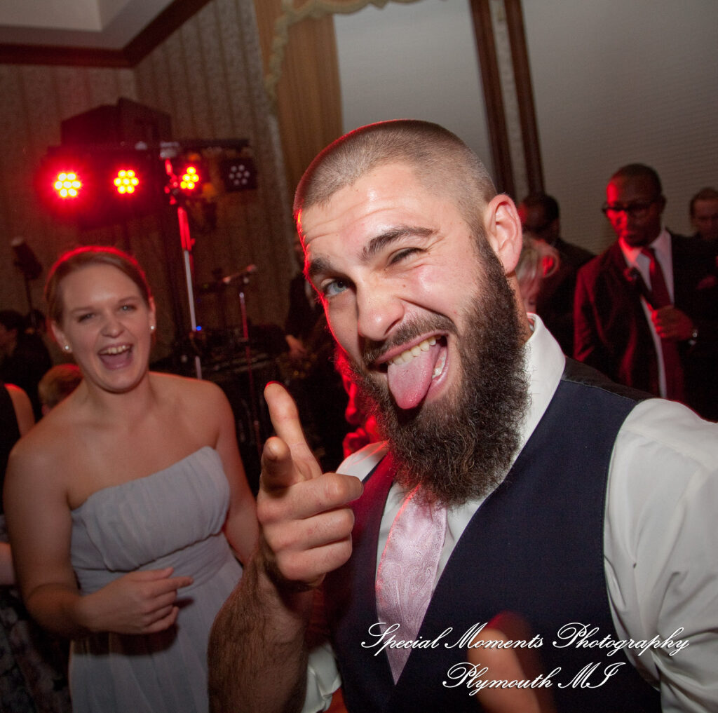 Marie & Steven at Warwick Hills Country Club Grand Blanc MI wedding photography