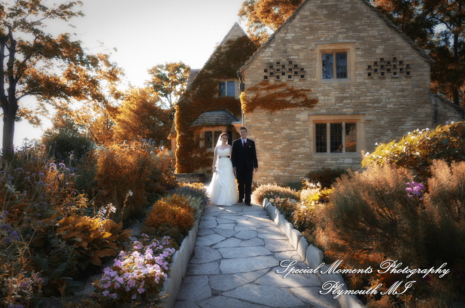 Holly & Christopher at Martha-Mary Chapel Greenfield Village Dearborn MI wedding photography