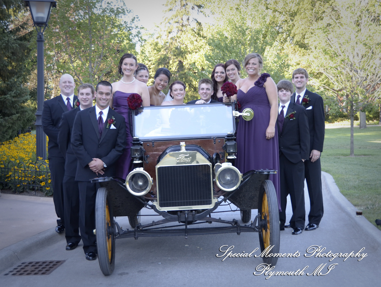 Holly & Christopher at Eagle Tavern Greenfield Village Dearborn MI wedding photography