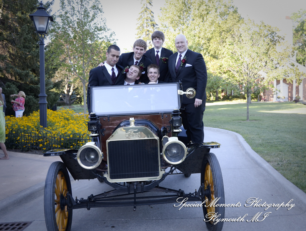 Holly & Christopher at Eagle Tavern Greenfield Village Dearborn MI wedding photography