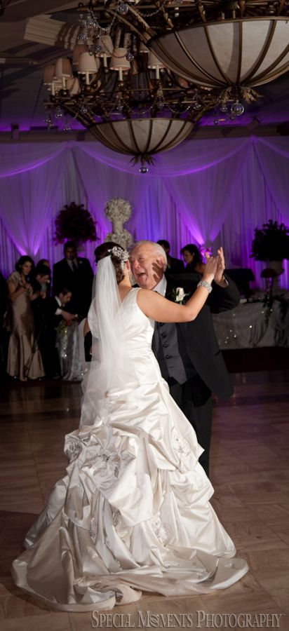 Penna's Sterling Heights MI wedding photograph
