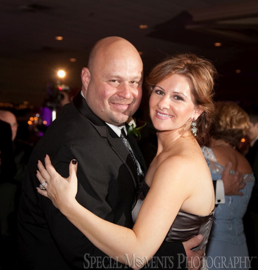 Penna's Sterling Heights MI wedding photograph