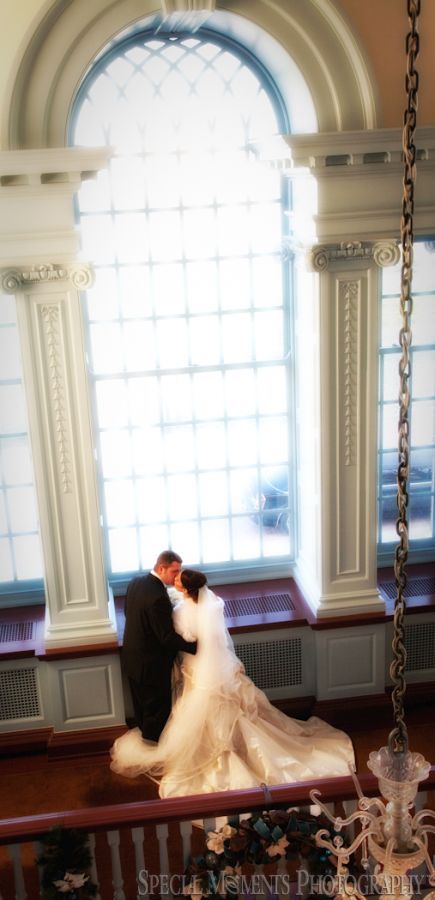Henry Ford Museum Dearborn MI wedding photograph