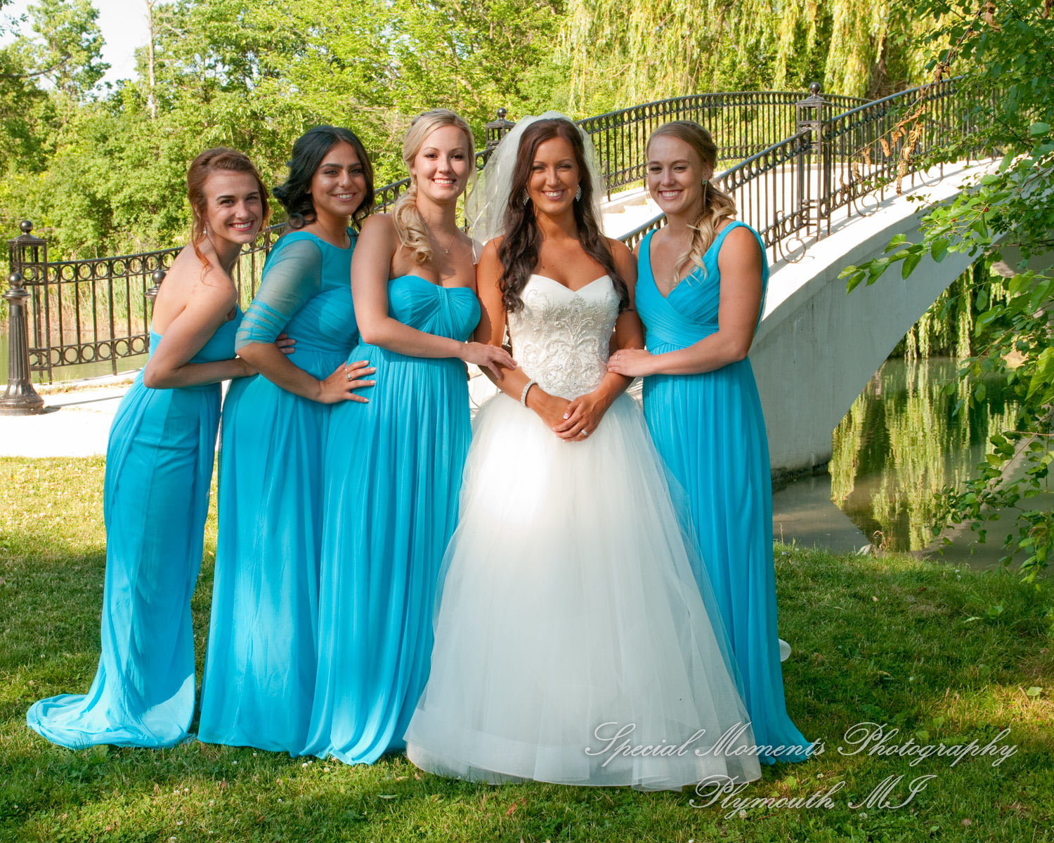 Elizabeth Park Riverview MI wedding photograph