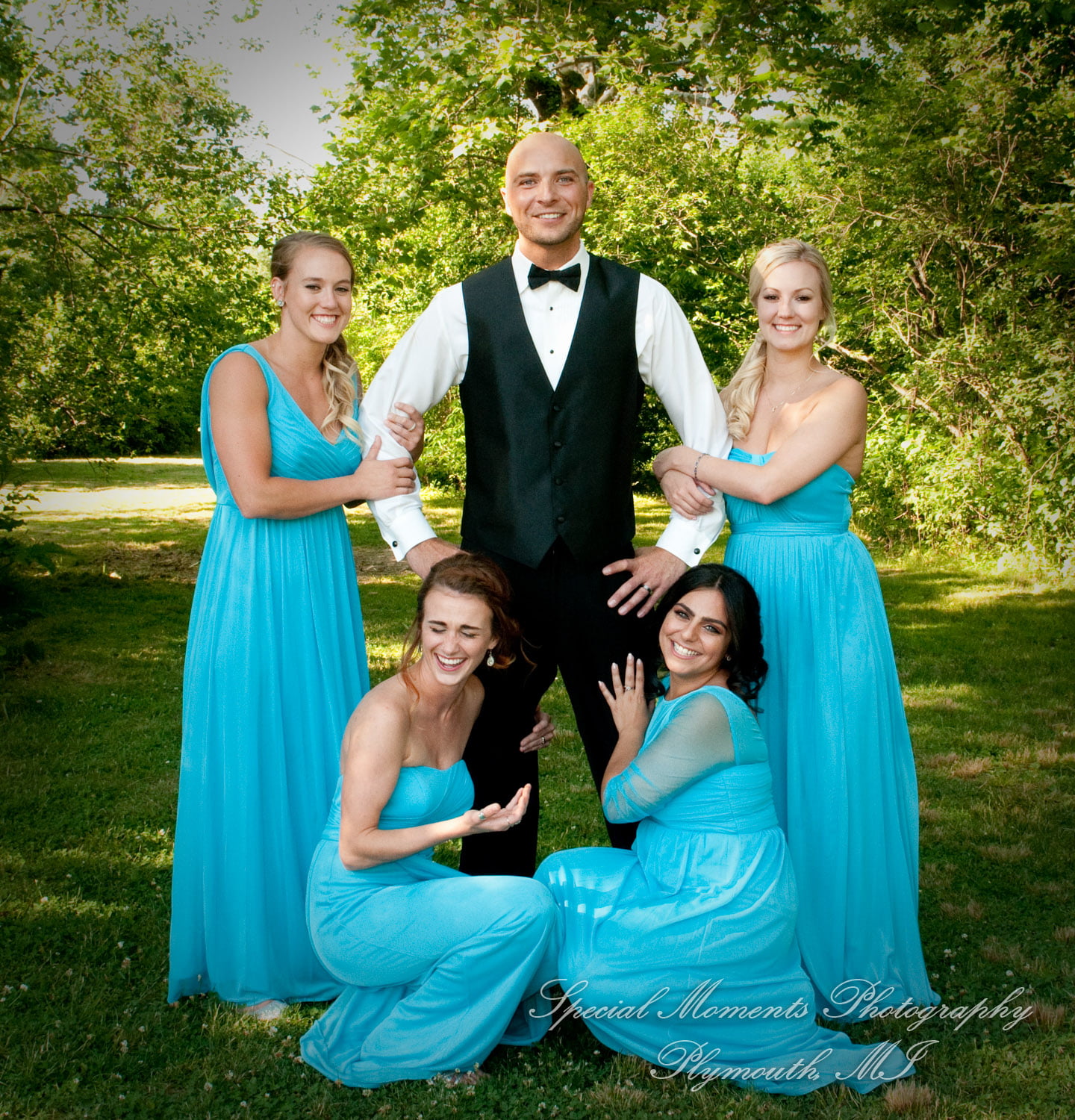 Elizabeth Park Riverview MI wedding photograph