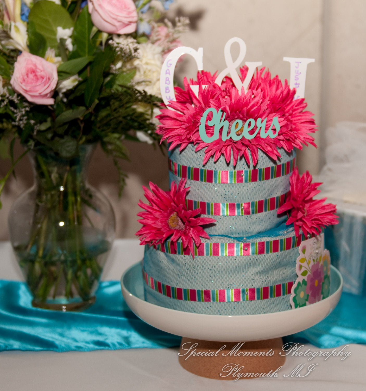 Arnaldo's Banquet Center Riverview MI wedding photograph