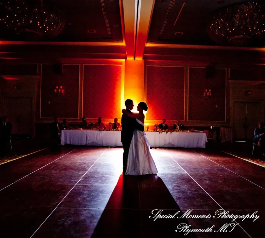 Dearborn Inn Dearborn MI wedding photograph