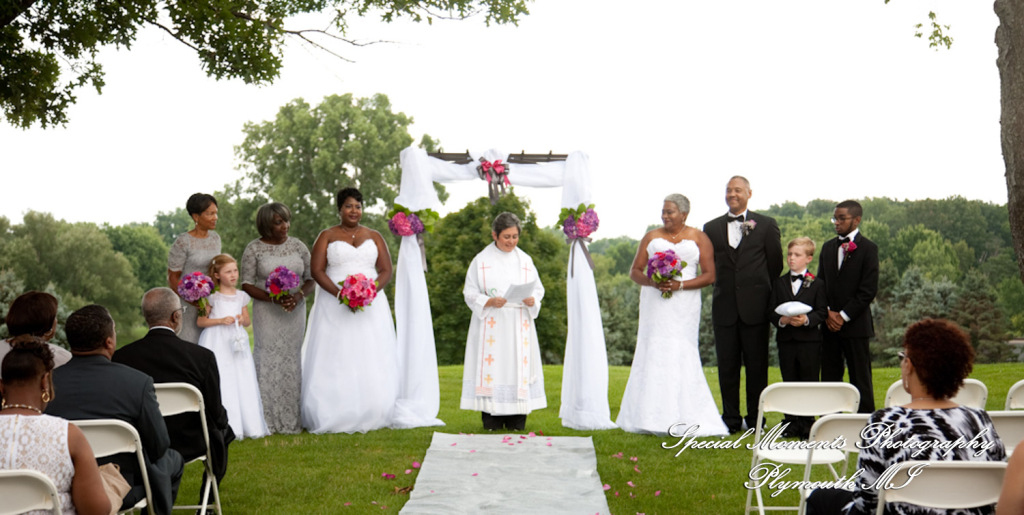 Robyn & Collette at Paint Creek Country Club Lake Orion MI LGBTQ wedding photography
