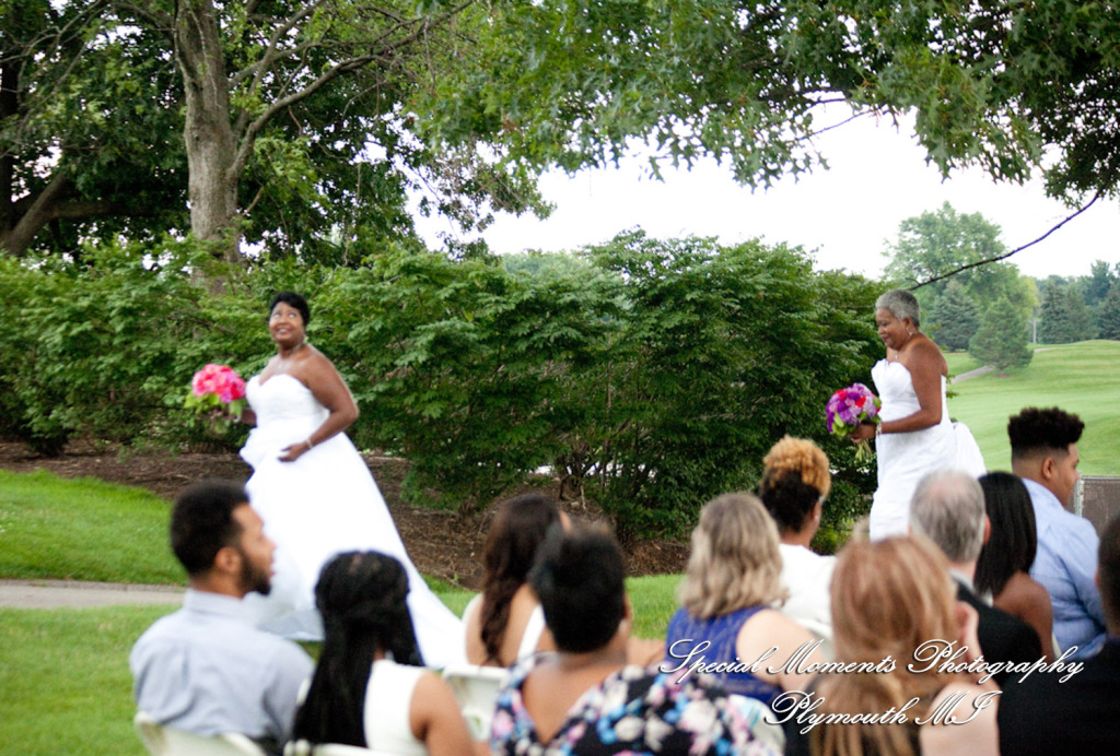 Robyn & Collette at Paint Creek Country Club Lake Orion MI LGBTQ wedding photography