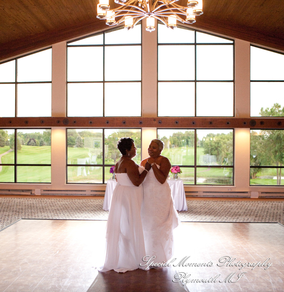 Robyn & Collette at Paint Creek Country Club Lake Orion MI LGBTQ wedding photography