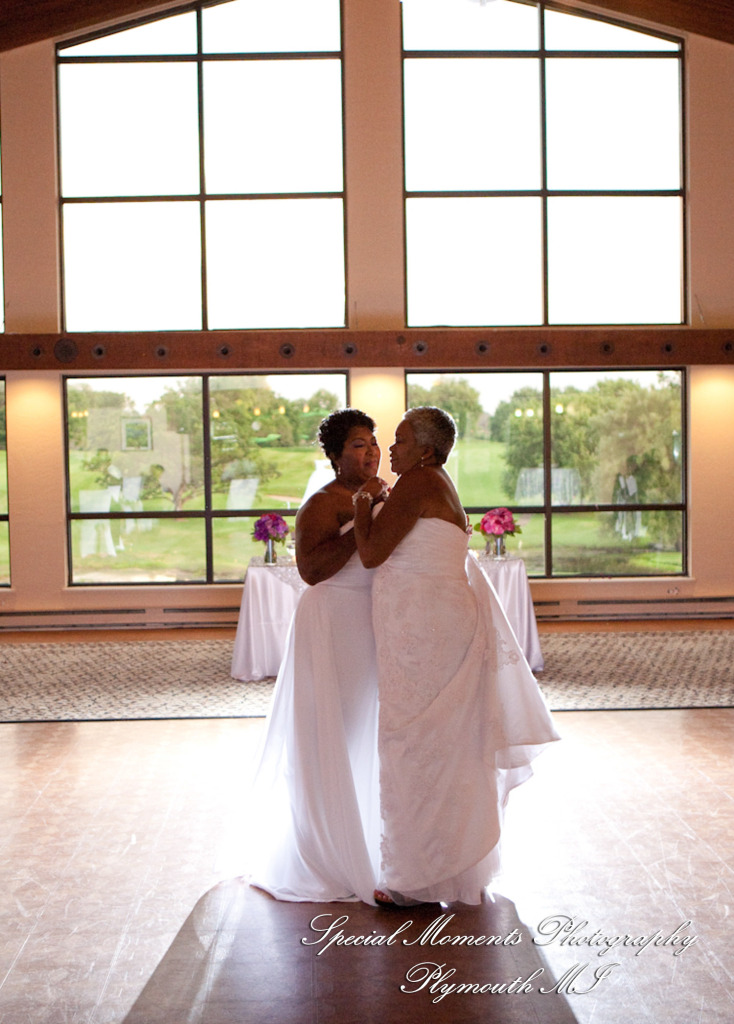 Robyn & Collette at Paint Creek Country Club Lake Orion MI LGBTQ wedding photography