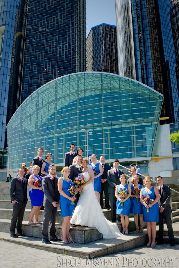 Downtown Detroit MI wedding photograph