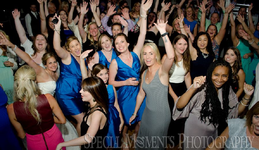 Roostertail Distinctive Catering Detroit MI wedding photograph