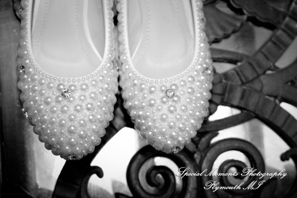 Heather & Marcin at National Shrine of the Little Flower Royal Oak MI wedding photography