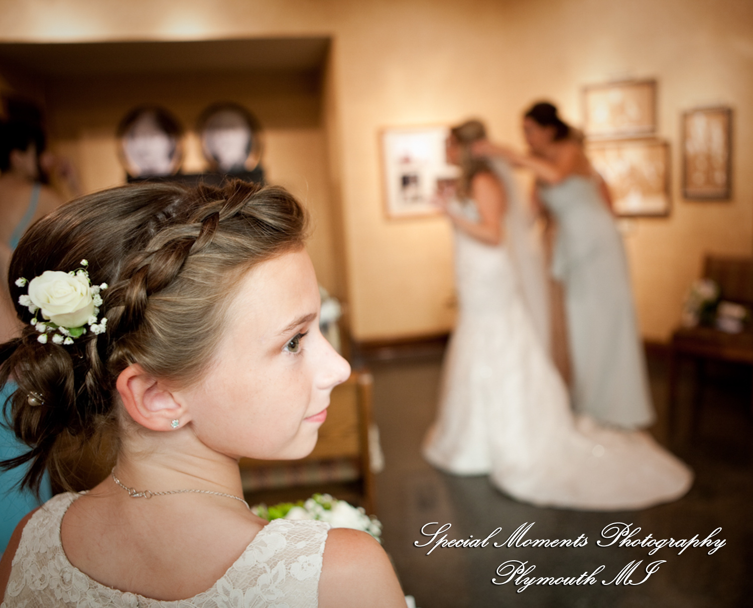 Heather & Marcin at National Shrine of the Little Flower Royal Oak MI wedding photography