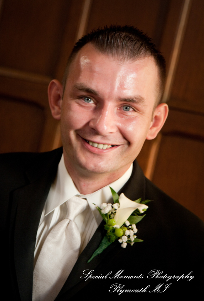 Heather & Marcin at National Shrine of the Little Flower Royal Oak MI wedding photography