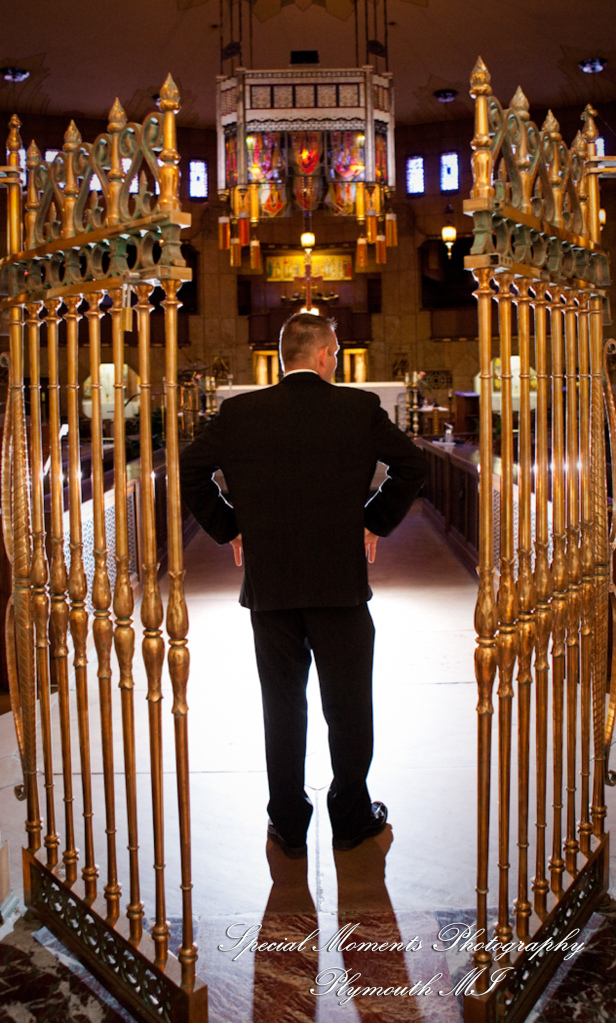 Heather & Marcin at National Shrine of the Little Flower Royal Oak MI wedding photography
