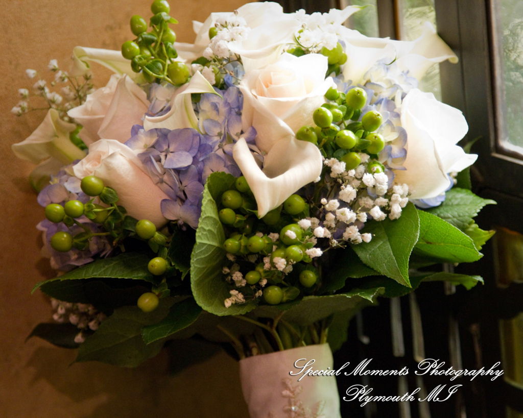 Heather & Marcin at National Shrine of the Little Flower Royal Oak MI wedding photography