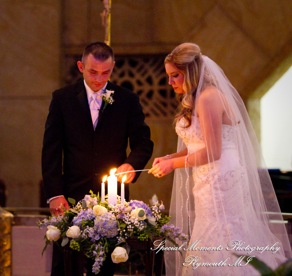Heather & Marcin at National Shrine of the Little Flower Royal Oak MI wedding photography